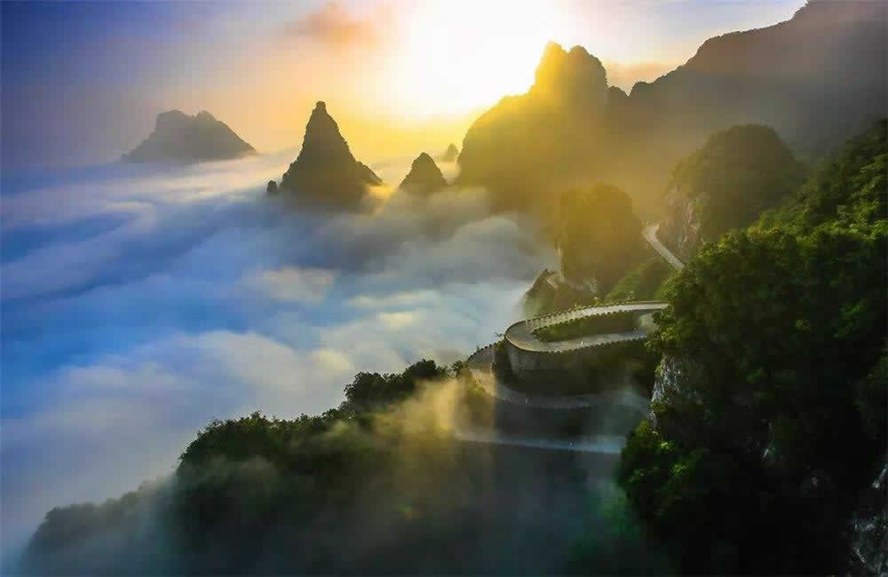 18 Days Scenic China With Jiuzhaigou & Zhangjiajie Avatar Tour