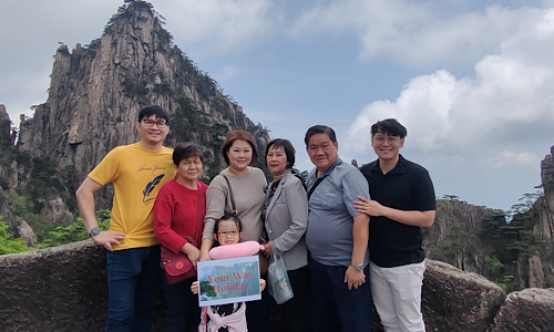 One Day Huangshan Tour from Shanghai by Bullet Train