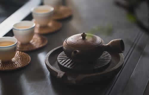 Private Shanghai Old Town Walking Tour with Tea Ceremony Experience 