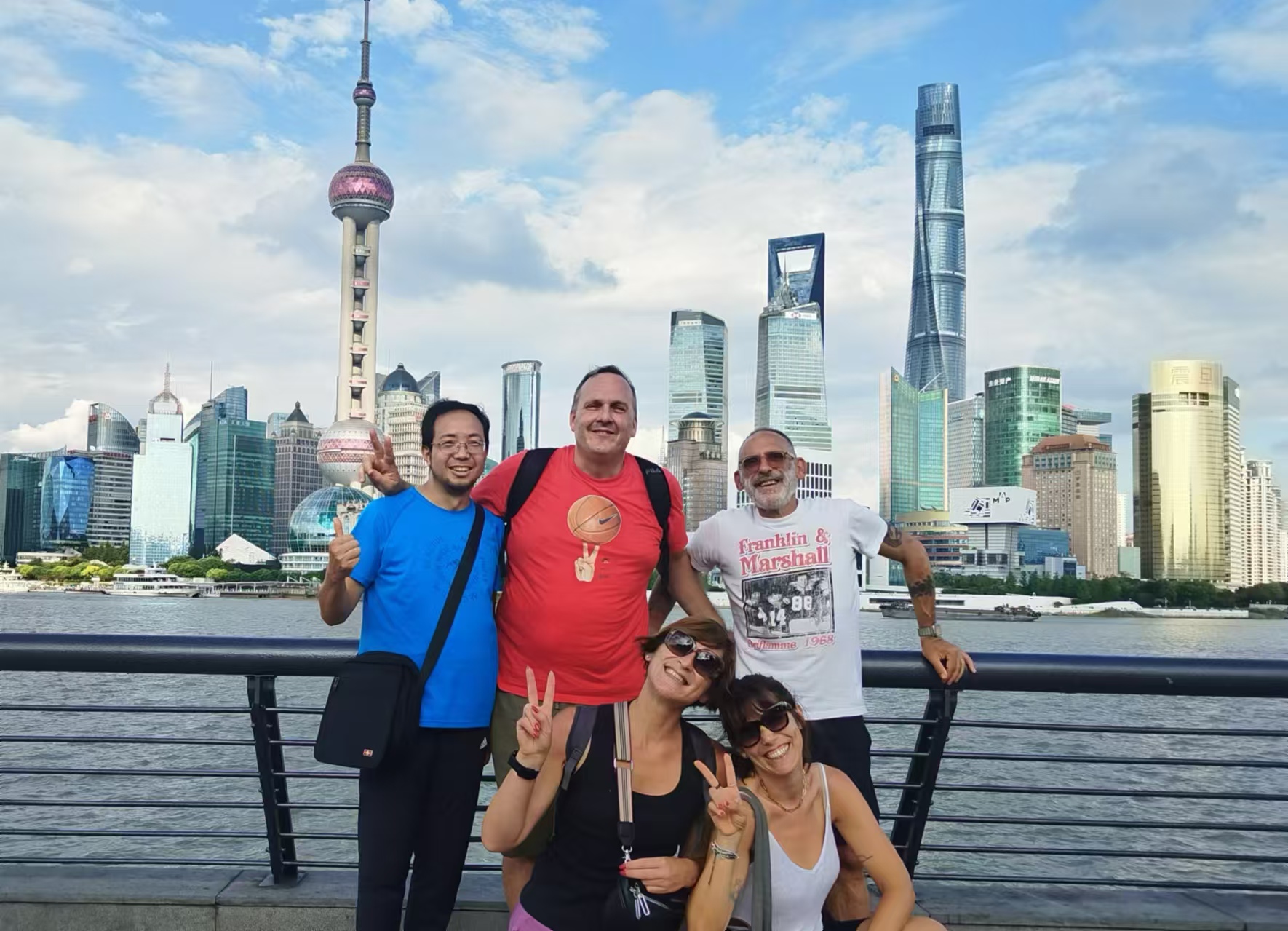 Private Customized Airport Layover Tour of Shanghai City Highlights