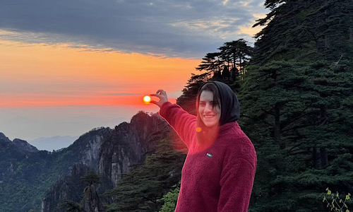 3-Day Huangshan Tour from Shanghai: Sunrise, Sunset, and Yellow Mountain Adventure by Train