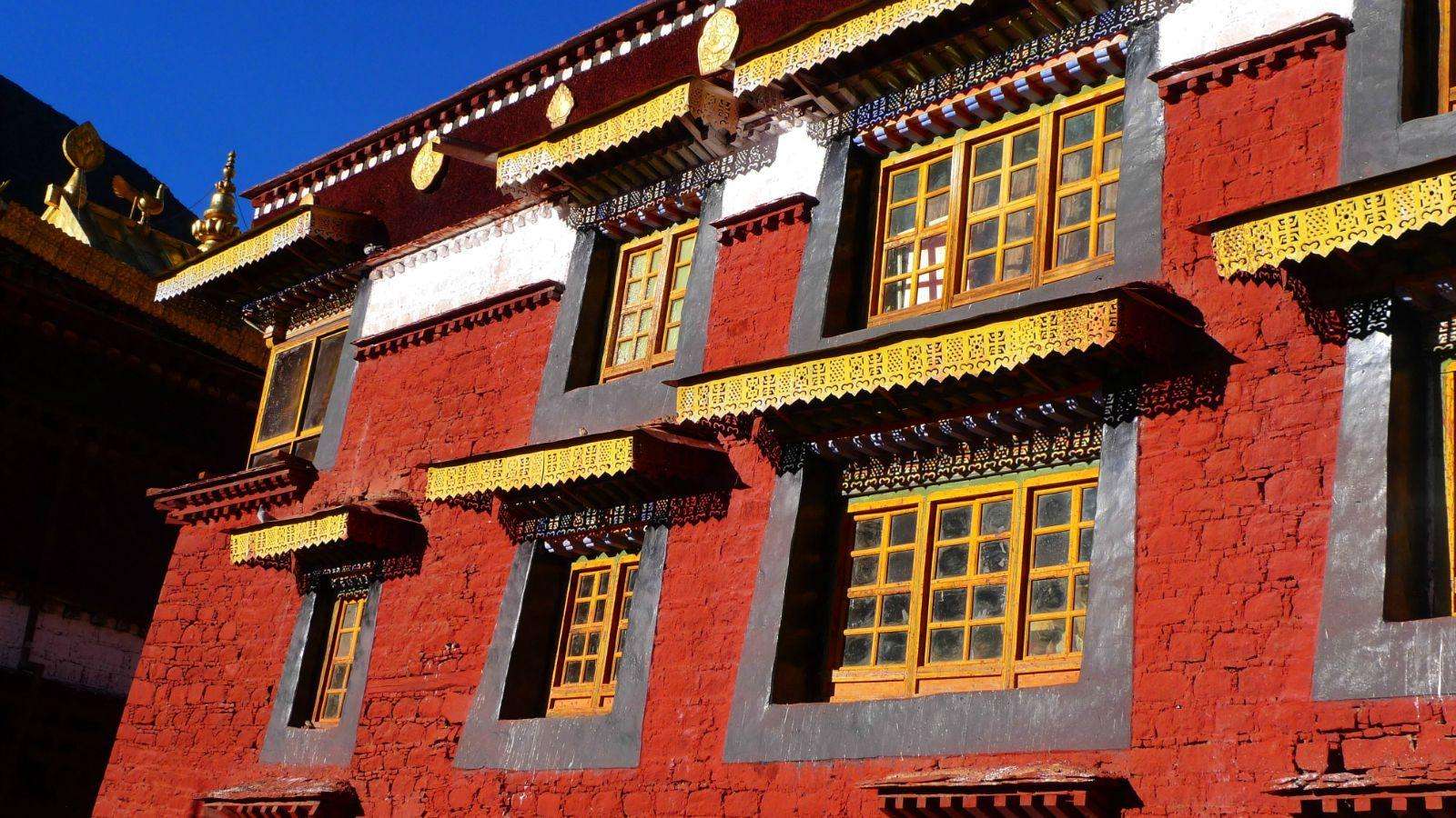 Tsurphu_Monastery.jpg