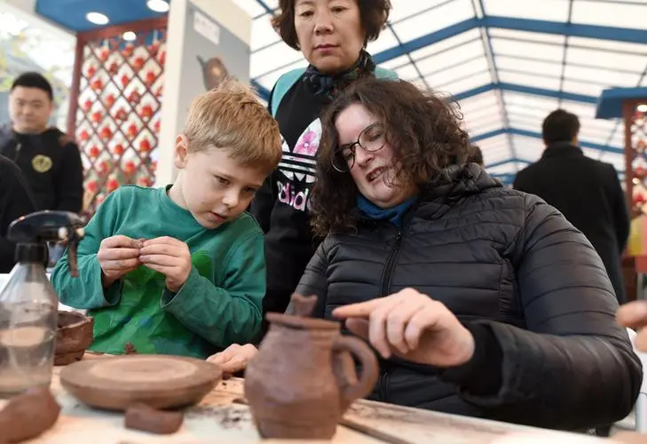Create-Your-Own-Pottery