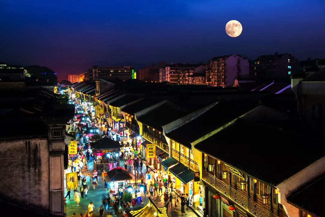 Qinghefang-Ancient-Street-Hangzhou