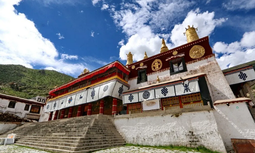 Drepung-Monastery-Tibet