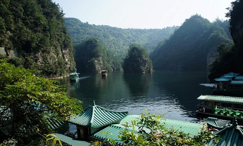 Baofeng-Lake-Zhangjiajie