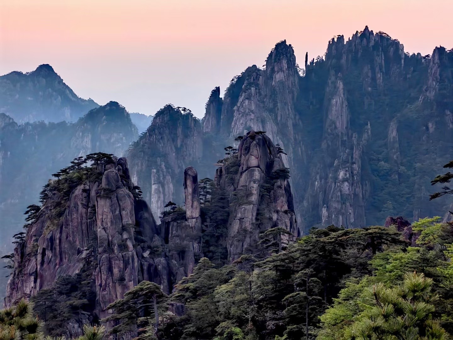 Begin-to-Believe-Peak-Huangshan