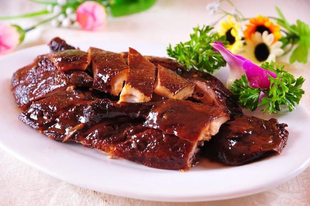 Hangzhou-soy-sauce-duck