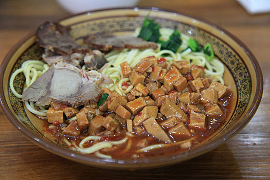 Donkey-Meat-Noodles