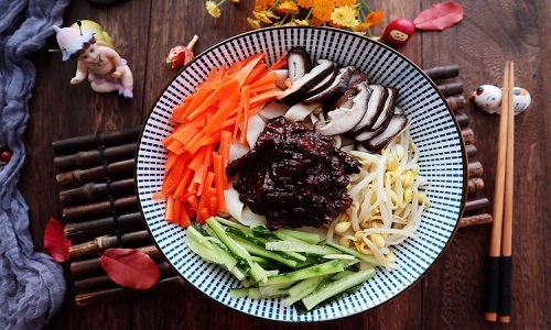 Beijing-Zha-Jiang-Mian Beijing-Zha-Jiang-Mian