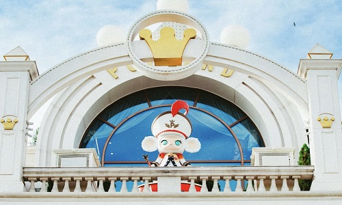 Pop-Mart-Wonderland Pop-Mart-Wonderland