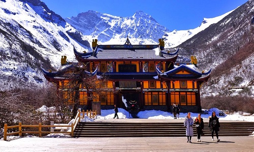 Honglong-Monastery-Tour Honglong-Monastery-Tour