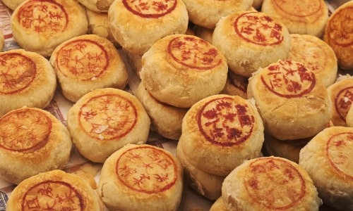 Fresh Pork Mooncakes Fresh Pork Mooncakes